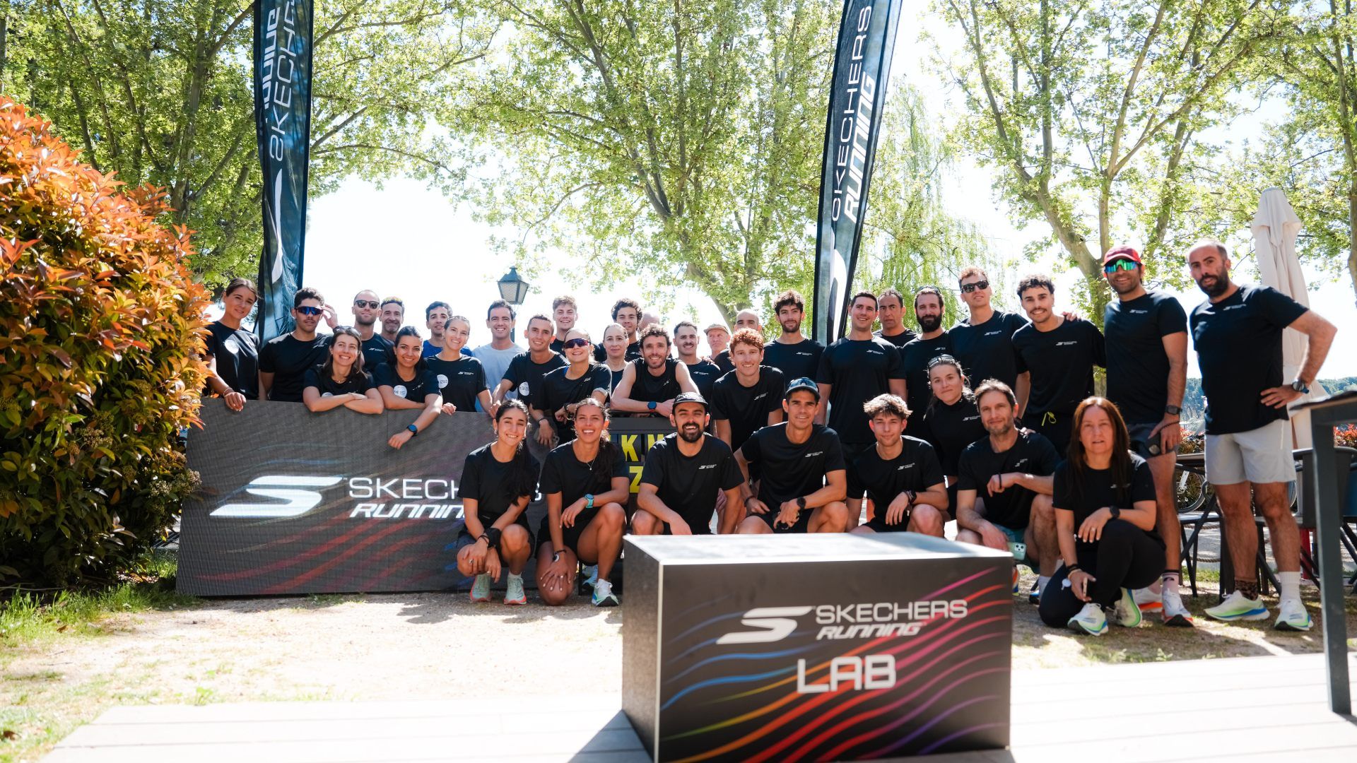 Skechers muestra a los runners el músculo de su gama AERO.