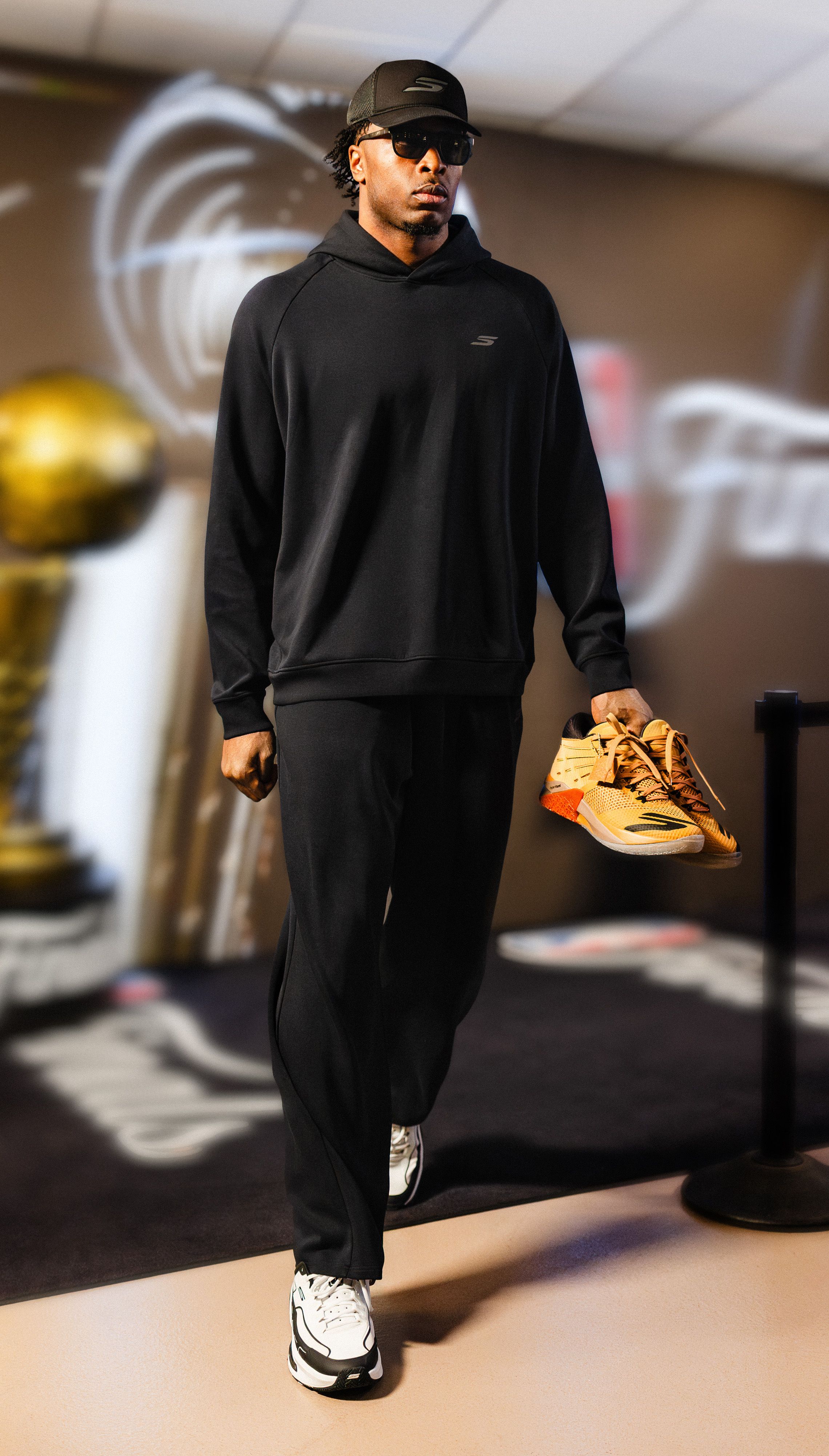 OG Anunoby Arrives in Skechers D'Lites 330 Ahead of NBA Finals Game 3 Image Credit OG Anunoby JL v2 OG Anunoby Arrives in Skechers D'Lites 330 Ahead of NBA Finals Game 3 Image Credit OG Anunoby JL v2