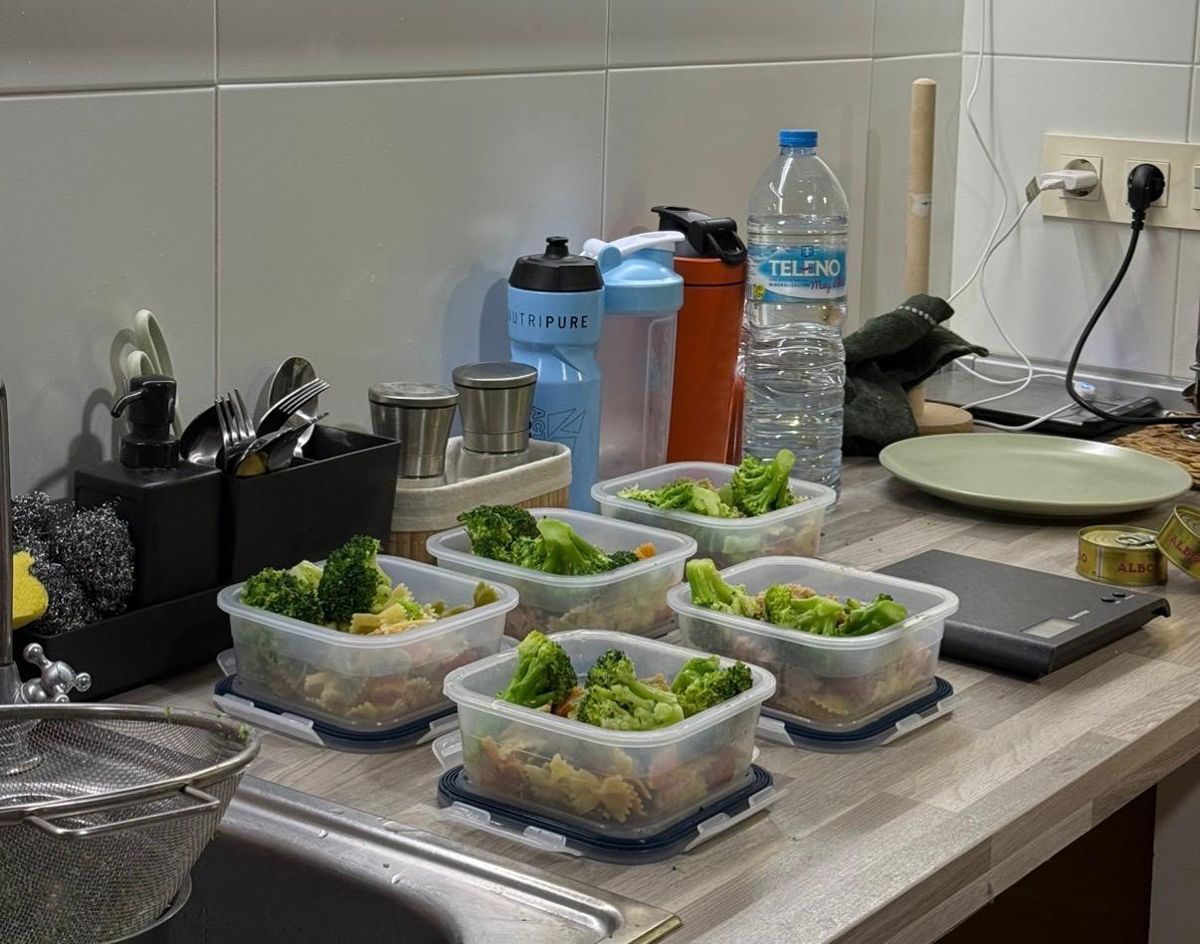 Un día en la dieta de Félix García. Tupper Organización semanal