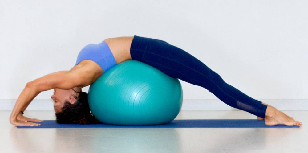 Pilates fitball alineación postural