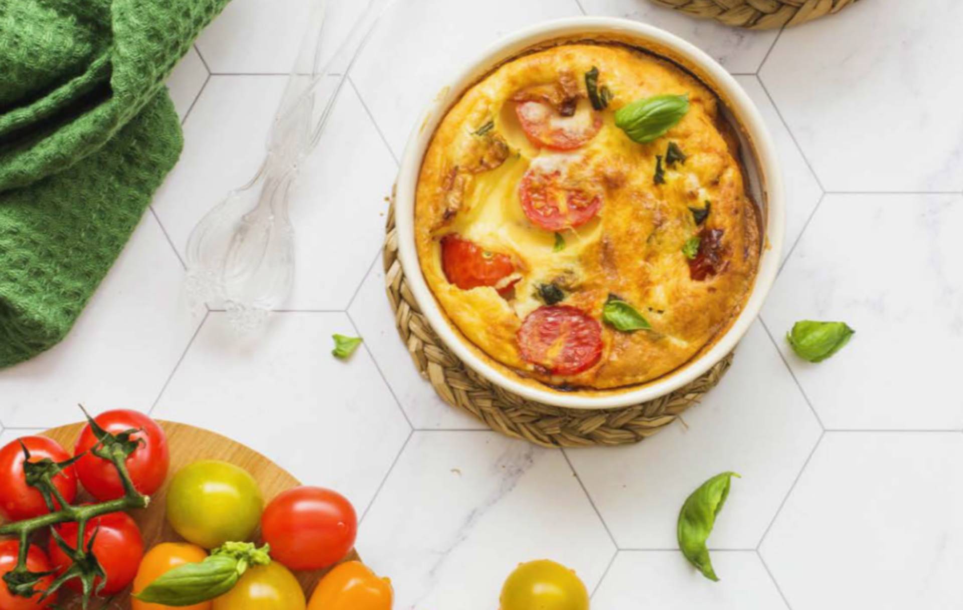 Receta rápida con freidora de aire   Clafoutis de cherrys y beicon crujiente