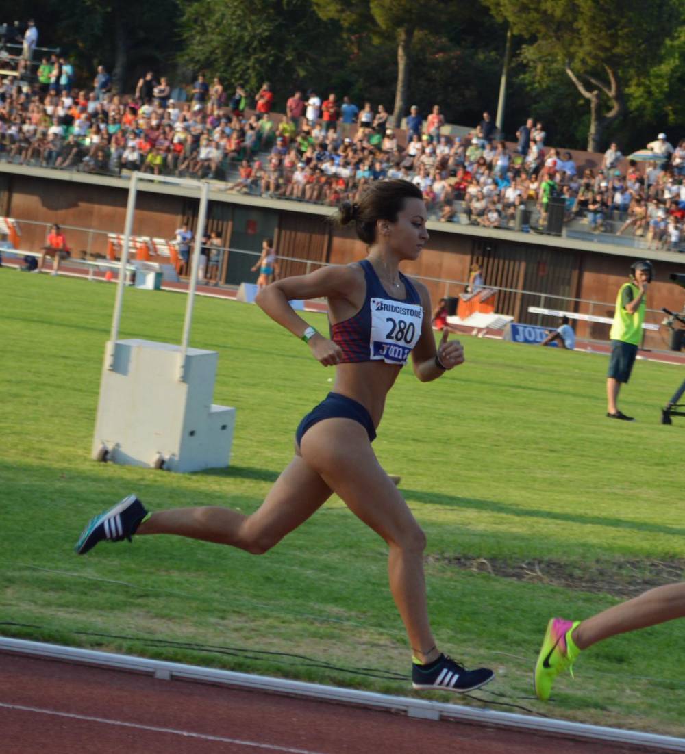 Ingrid Pino atleta compitiendo