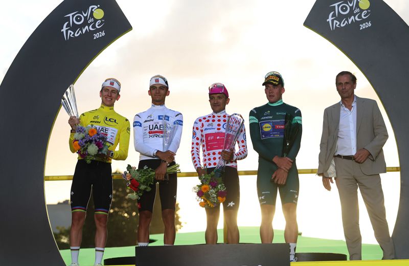 Pogacar, Del Toro, Carapaz y Pedersen, ganadores de los cuatro maillots del Tour