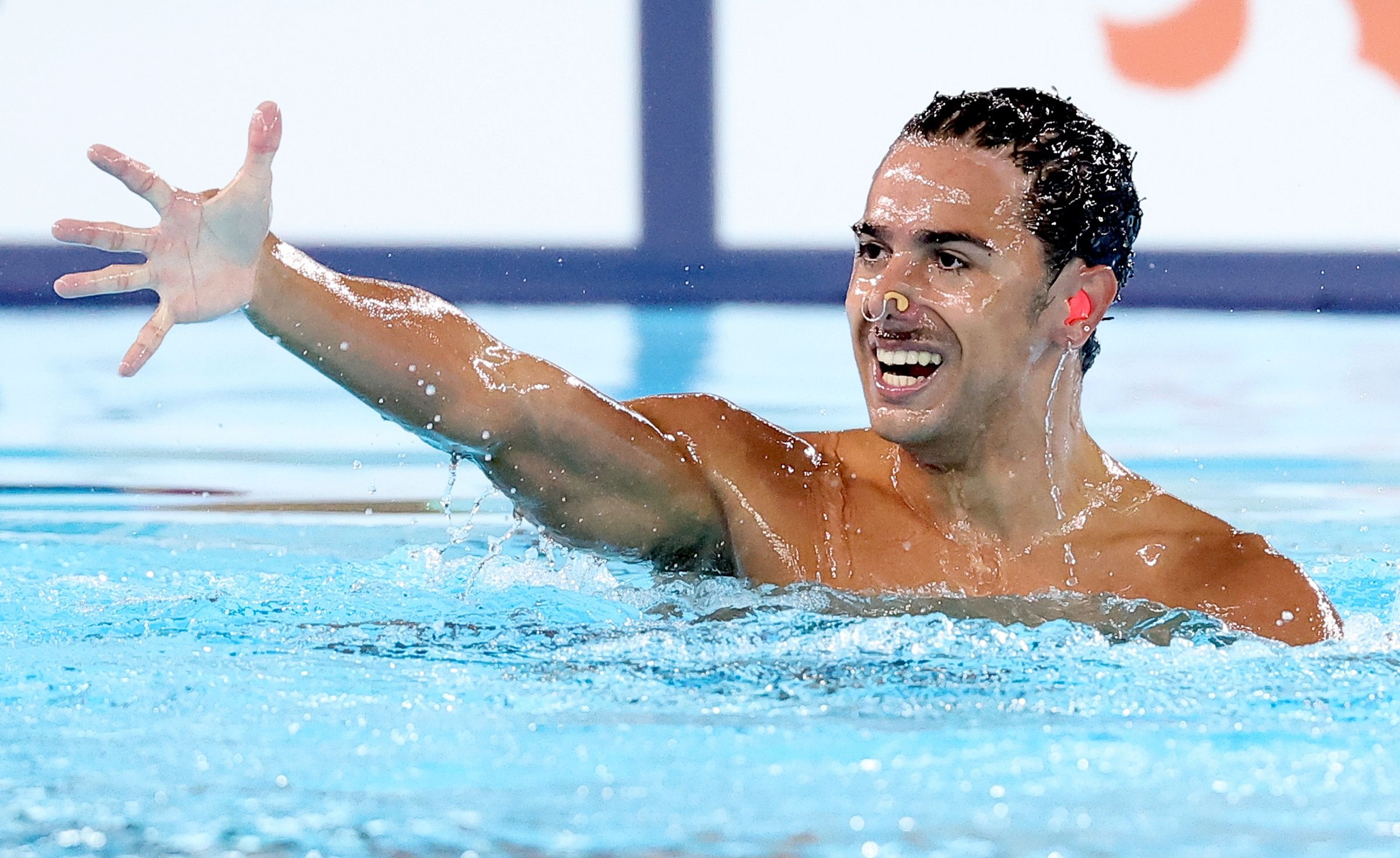 Jordi Cáceres se da un baño de bronce en la final del solo libre