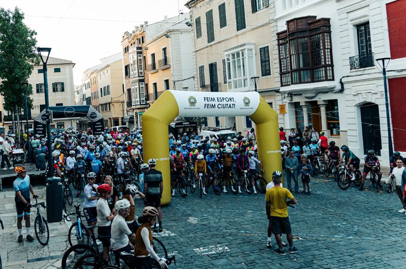 Volta Cicloturista Internacional a Menorca foto 5