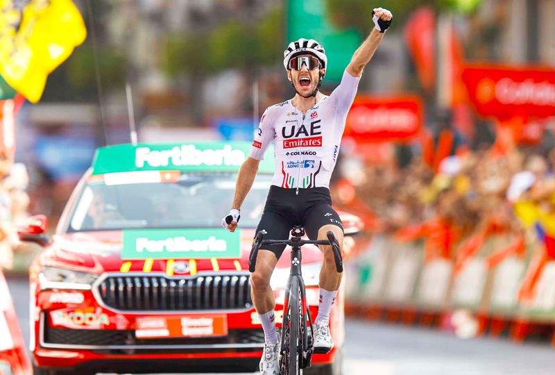 Adam Yates, último ganador en Granada, en 2024.