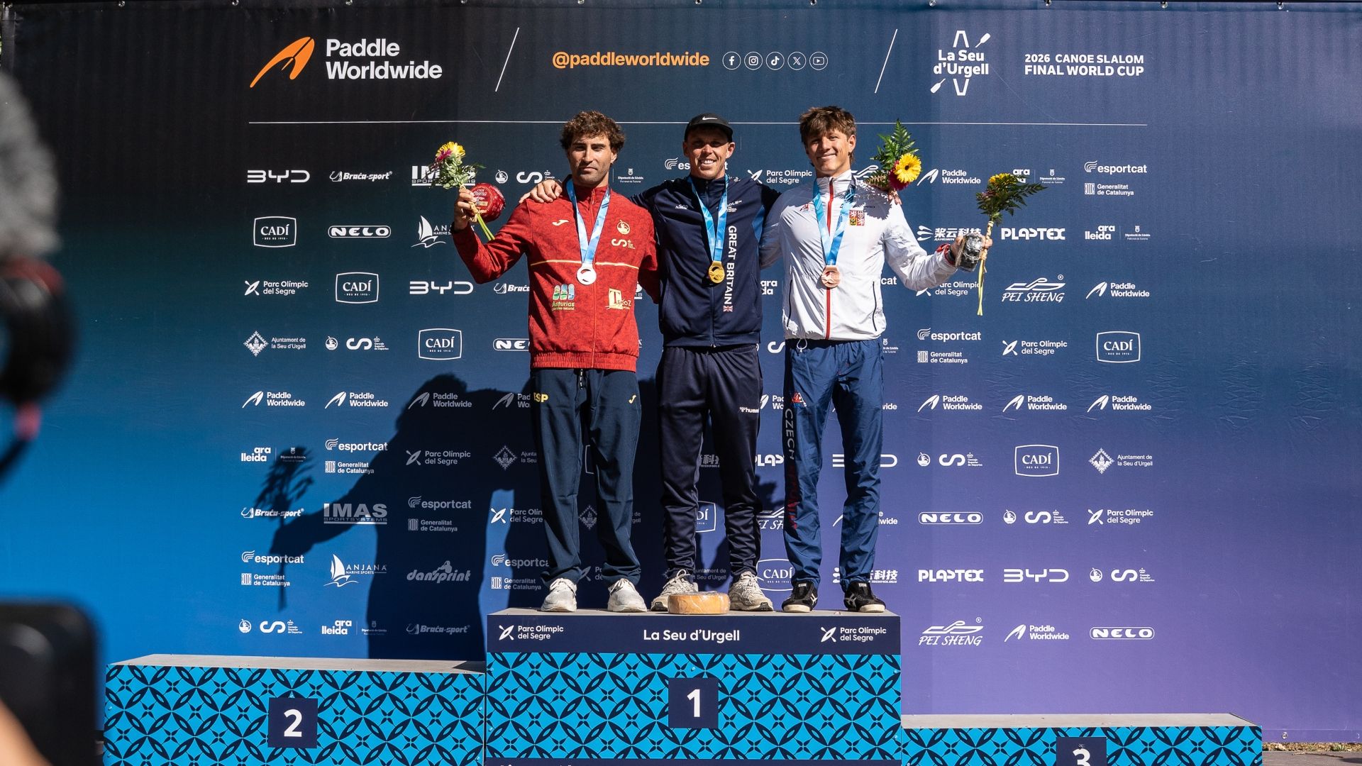 Manuel Ochoa, plata en Kayak Cross individual