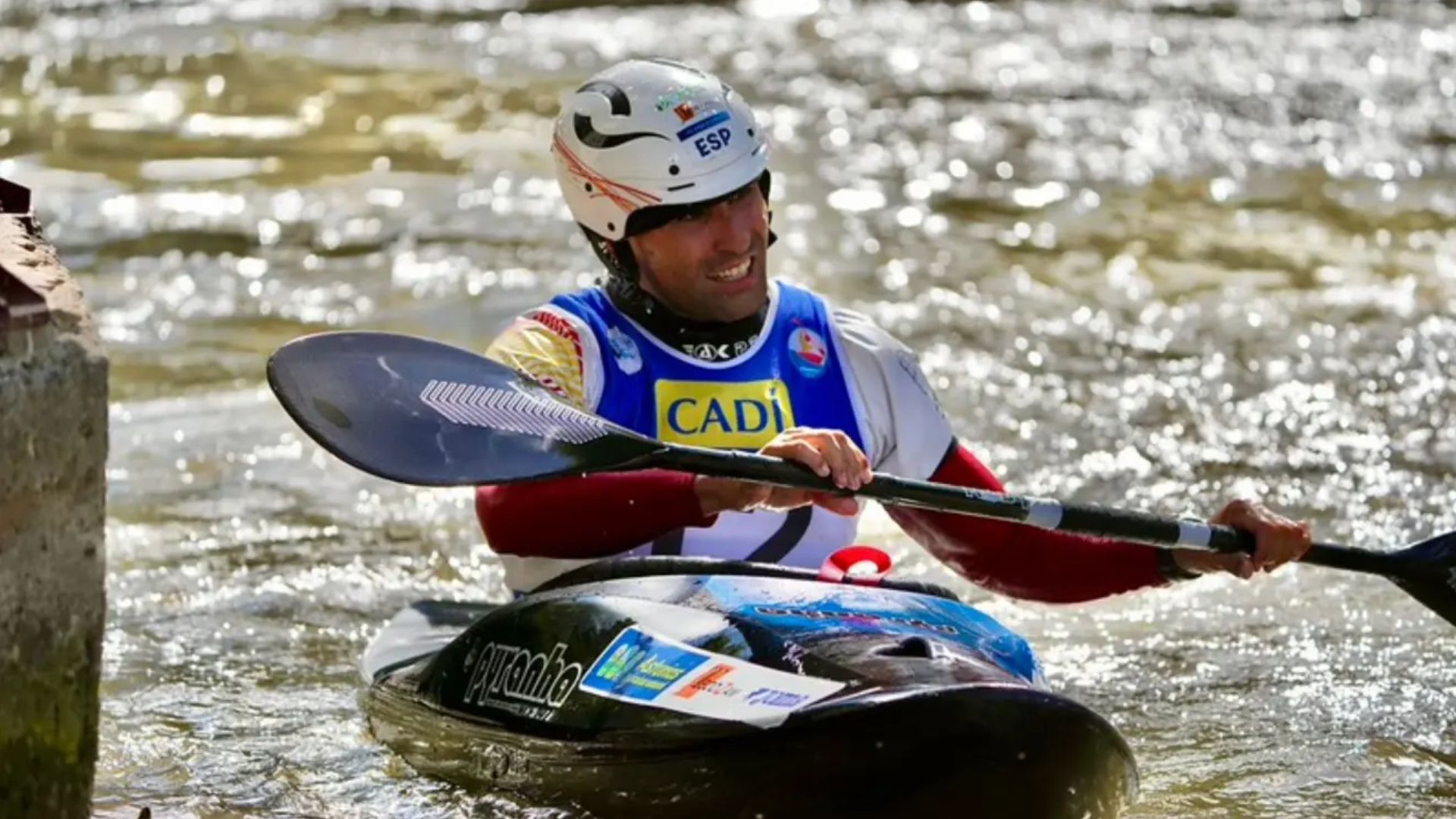 Manu Ochoa se cuelga la medalla de oro