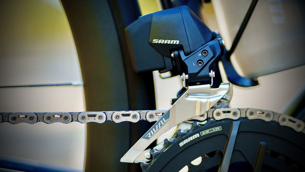 SRAM Rival AXS 6