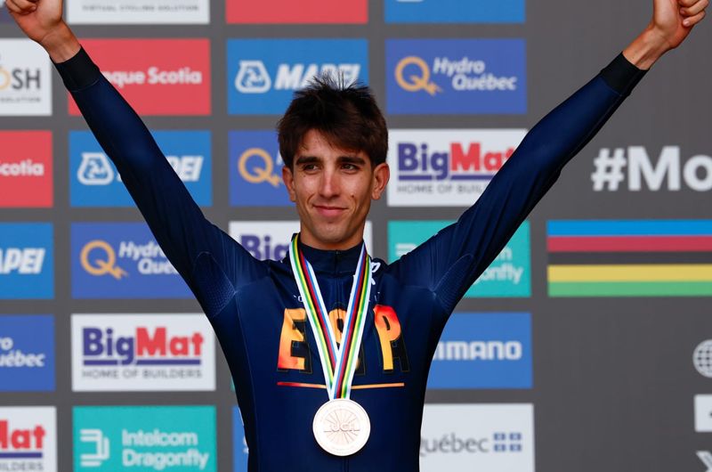 Héctor Álvarez en el podio.