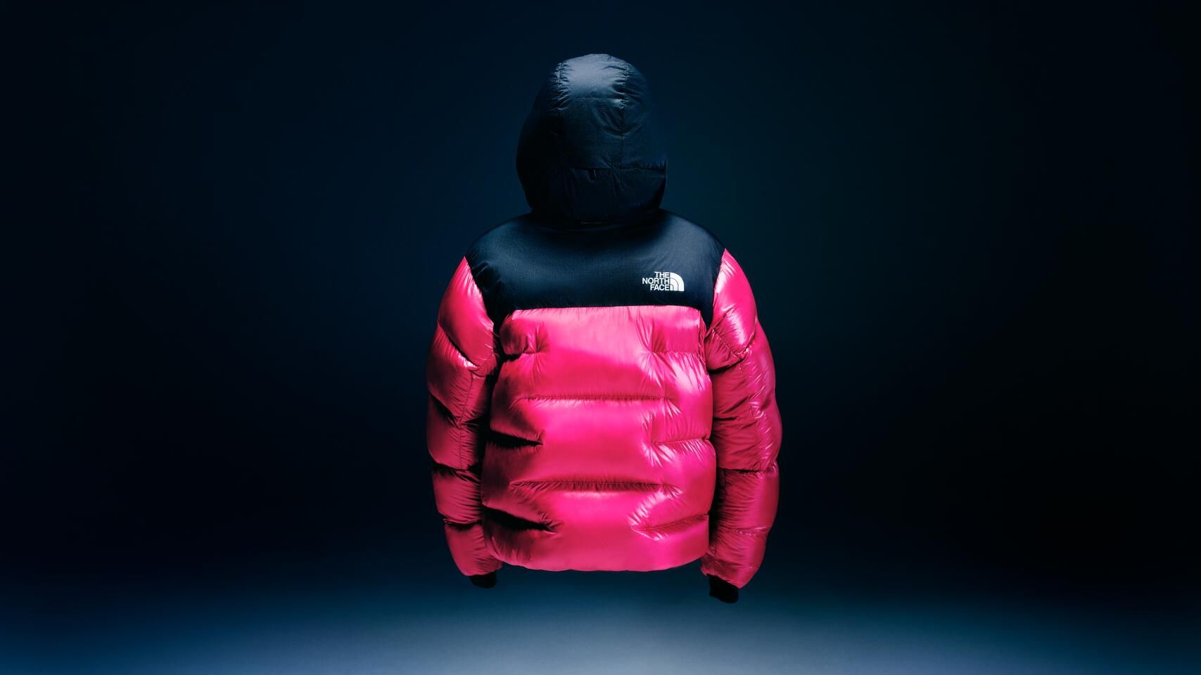 TNF FW26 EVER ICONS Nuptse Summit OffBody Tertiary W BMarion 1200