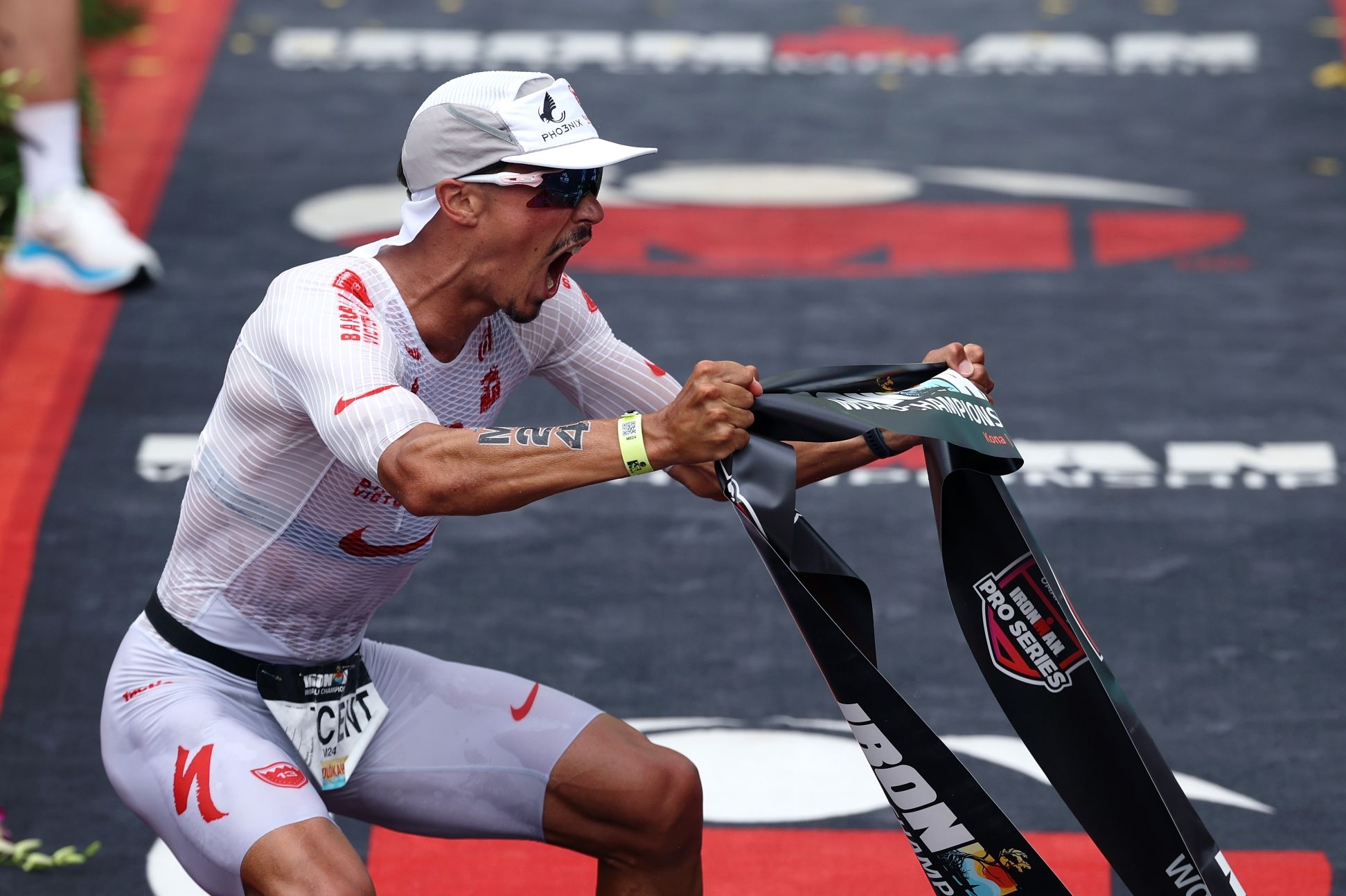 El francés Vincent Luis se proclama campeón del mundo IRONMAN