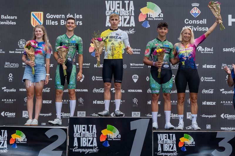 La Vuelta Cicloturista a Ibiza Campagnolo podios