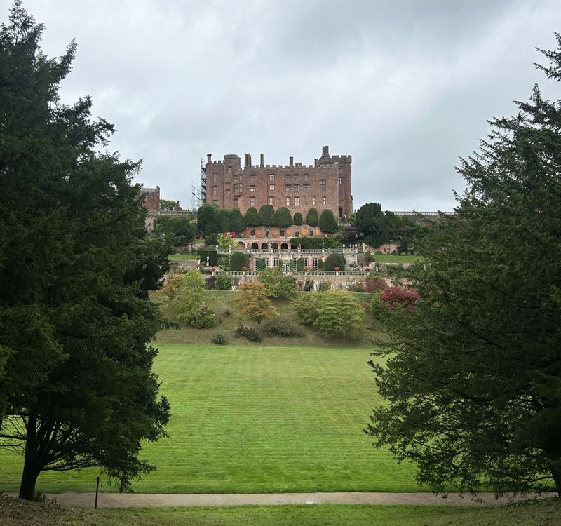 Powis Castle en Welshpool, salida de la tercera etapa del Tour 2027