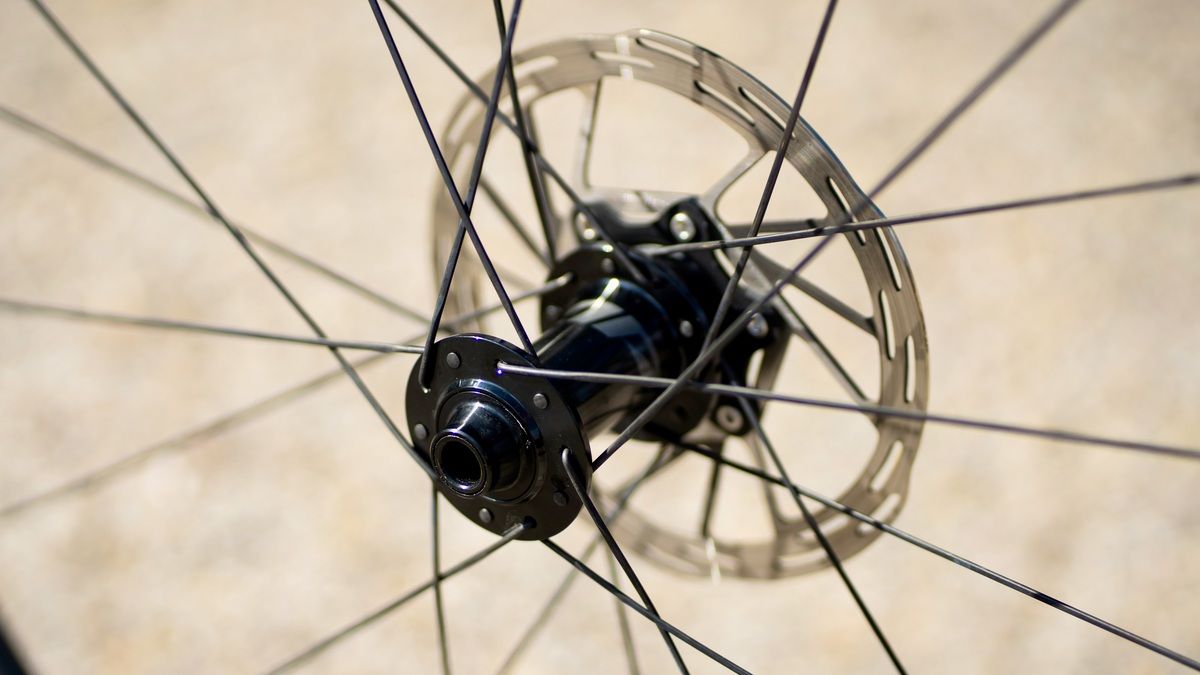 ZIPP 404 S 3