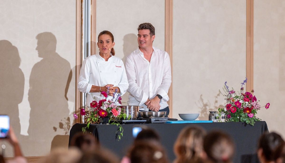 Ibiza Wellness Weekend 2026, actividad de cocina con Samantha Vallejo-Nágera en BLESS Ibiza
