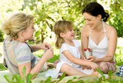 Imagen de Galeria de Dr. Hauschka presenta su nueva Línea de Protección Solar