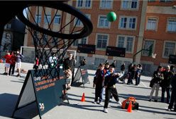 Imagen de Galeria de Intenta batir el récord de 3x3 en Madrid