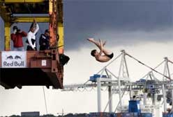 Imagen de Galeria de ¡Hombre al agua!