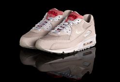 Imagen de Galeria de Nike lanza Air Max 90 "Tongue N' Cheek"
