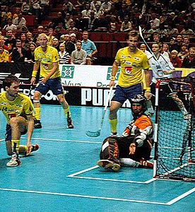 Imagen de Galeria de El mejor floorball del mundo, en El Escorial, Madrid