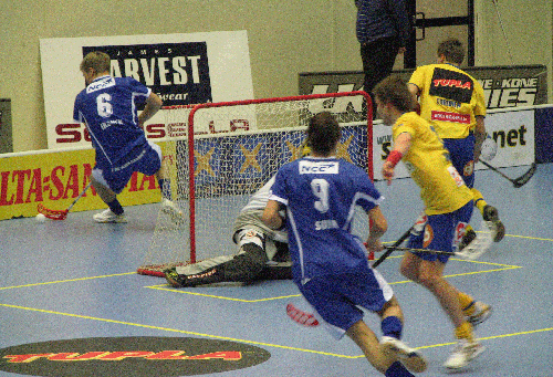 Imagen de Galeria de El mejor floorball del mundo, en El Escorial, Madrid