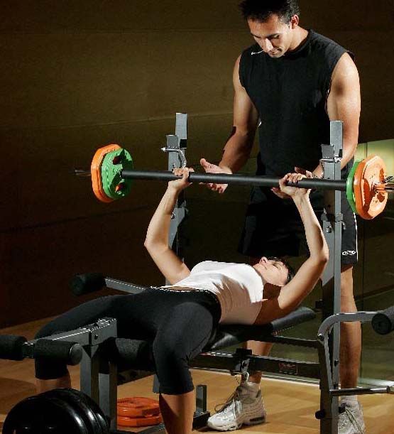 Imagen de Galeria de Entrena la fuerza antes del cardio para quemar más grasa