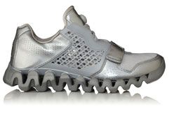 Imagen de Galeria de Reebok y Emporio Armani reinterpretan las ZigTech