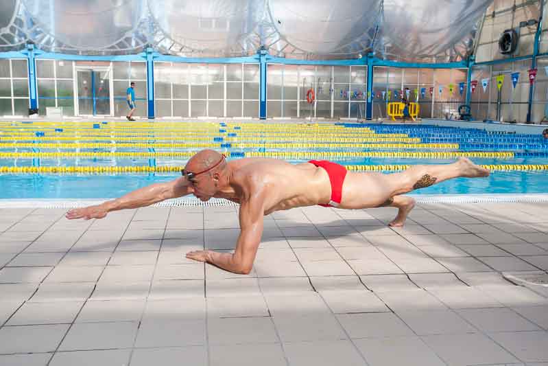 Crossfit en el agua: plancha ventral