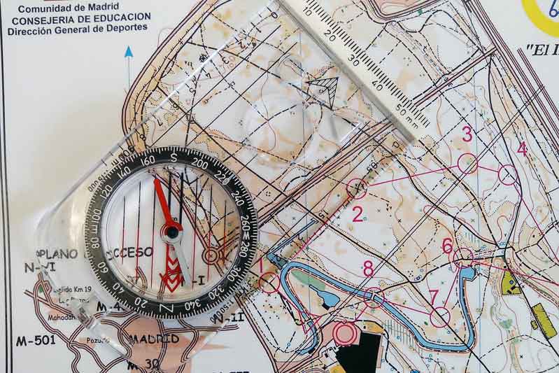 Une el punto del mapa en el que estás con el que quieres ir