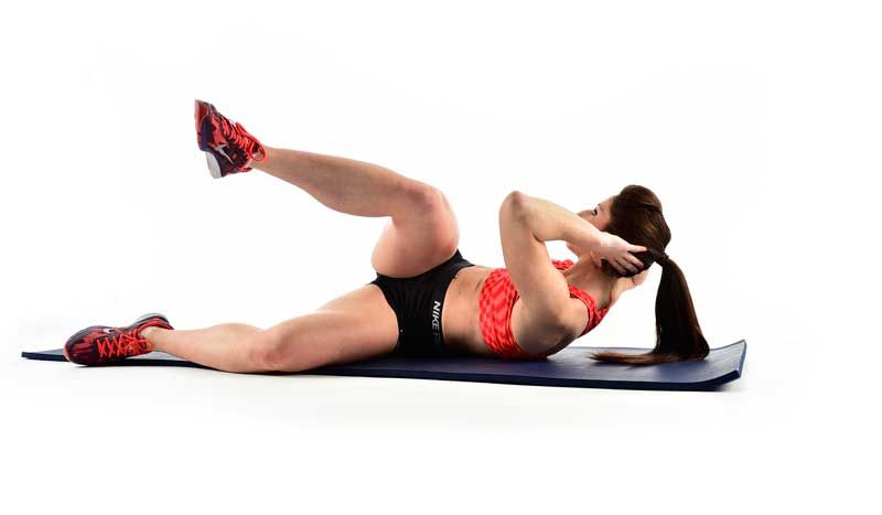 Abdominales en circuito para descubrir tu core en verano