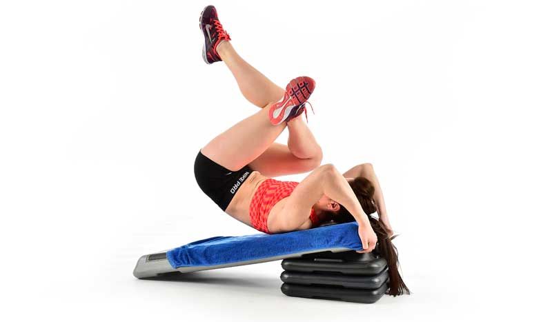 Abdominales en circuito para descubrir tu core en verano