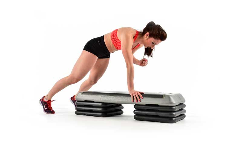 Abdominales en circuito para descubrir tu core en verano