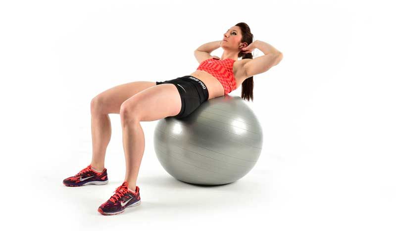 Abdominales en circuito para descubrir tu core en verano