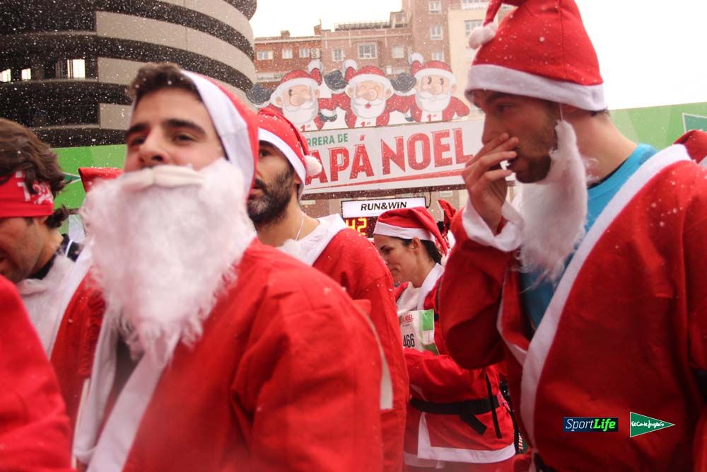 Galería de la Carrera de Papá Noel, entrada en meta del minuto 37 al 44