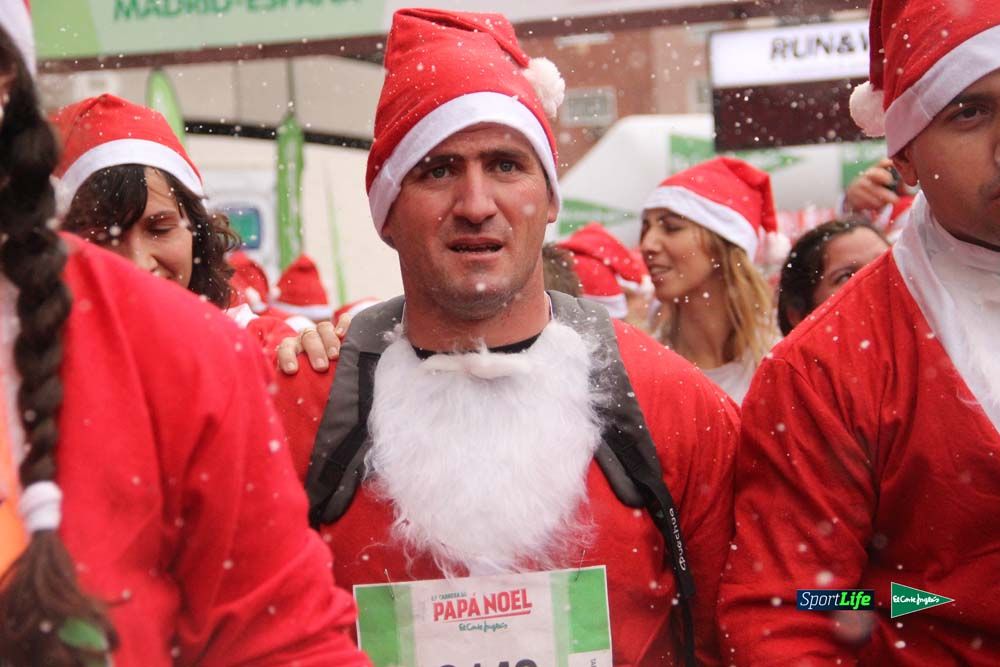 Galería de la Carrera de Papá Noel, entrada en meta del minuto 37 al 44