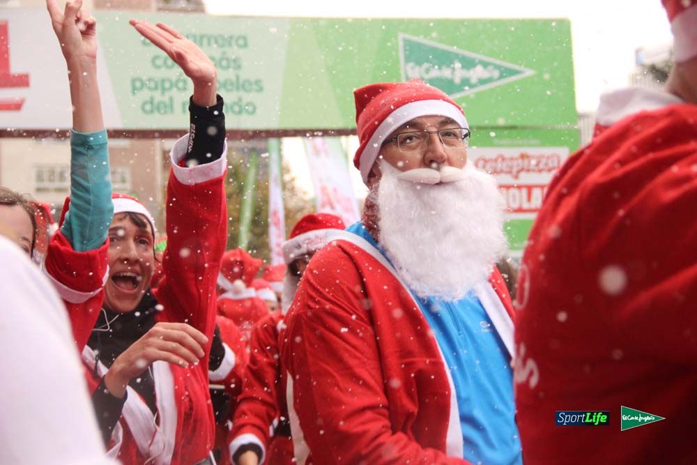 Galería de la Carrera de Papá Noel, entrada en meta del minuto 37 al 44
