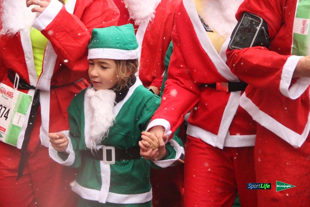 Galería de la Carrera de Papá Noel, entrada en meta del minuto 37 al 44