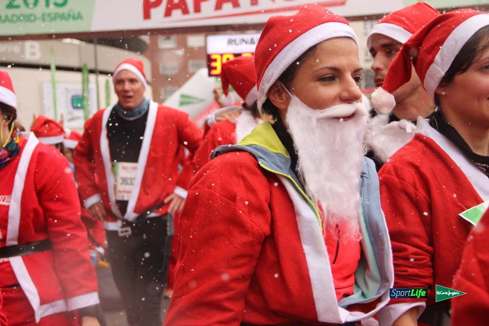 Galería de la Carrera de Papá Noel, entrada en meta del minuto 37 al 44