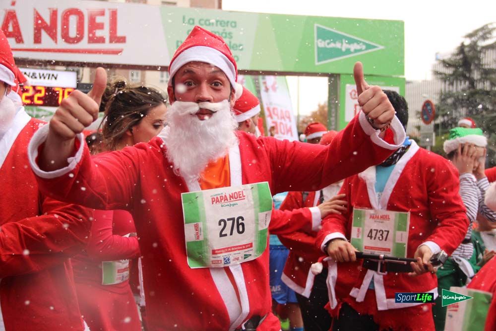 Galería de la Carrera de Papá Noel, entrada en meta del minuto 37 al 44