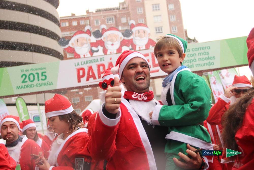 Galería de la Carrera de Papá Noel, entrada en meta del minuto 37 al 44