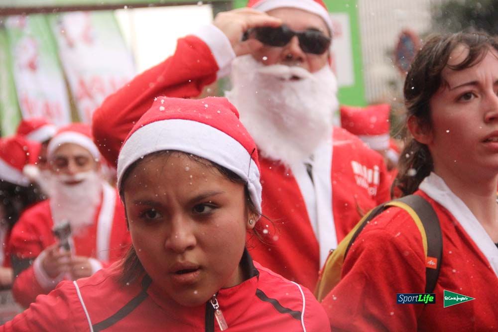 Galería de la Carrera de Papá Noel, entrada en meta del minuto 37 al 44