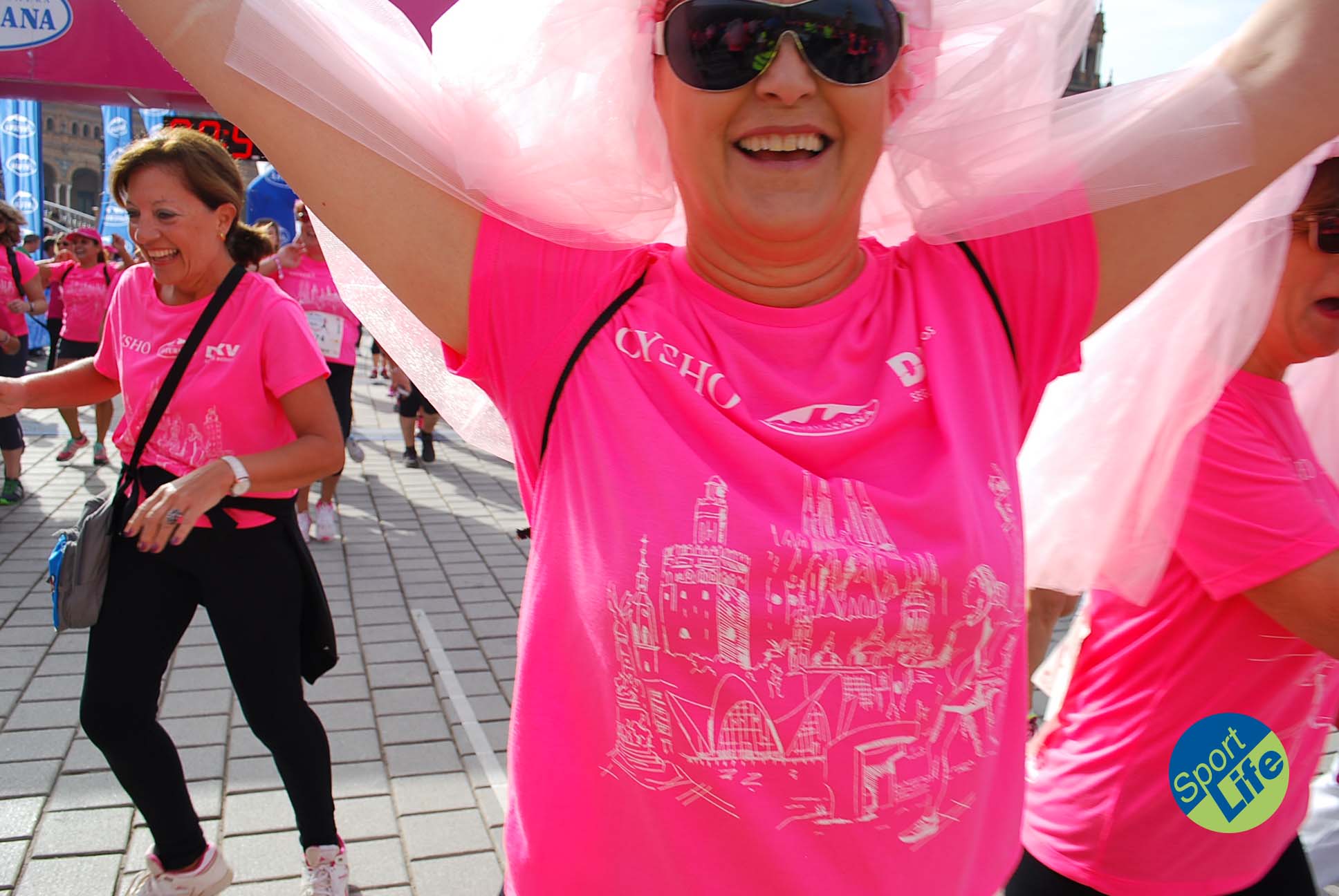 La Carrera de la Mujer Sevilla 2015_03