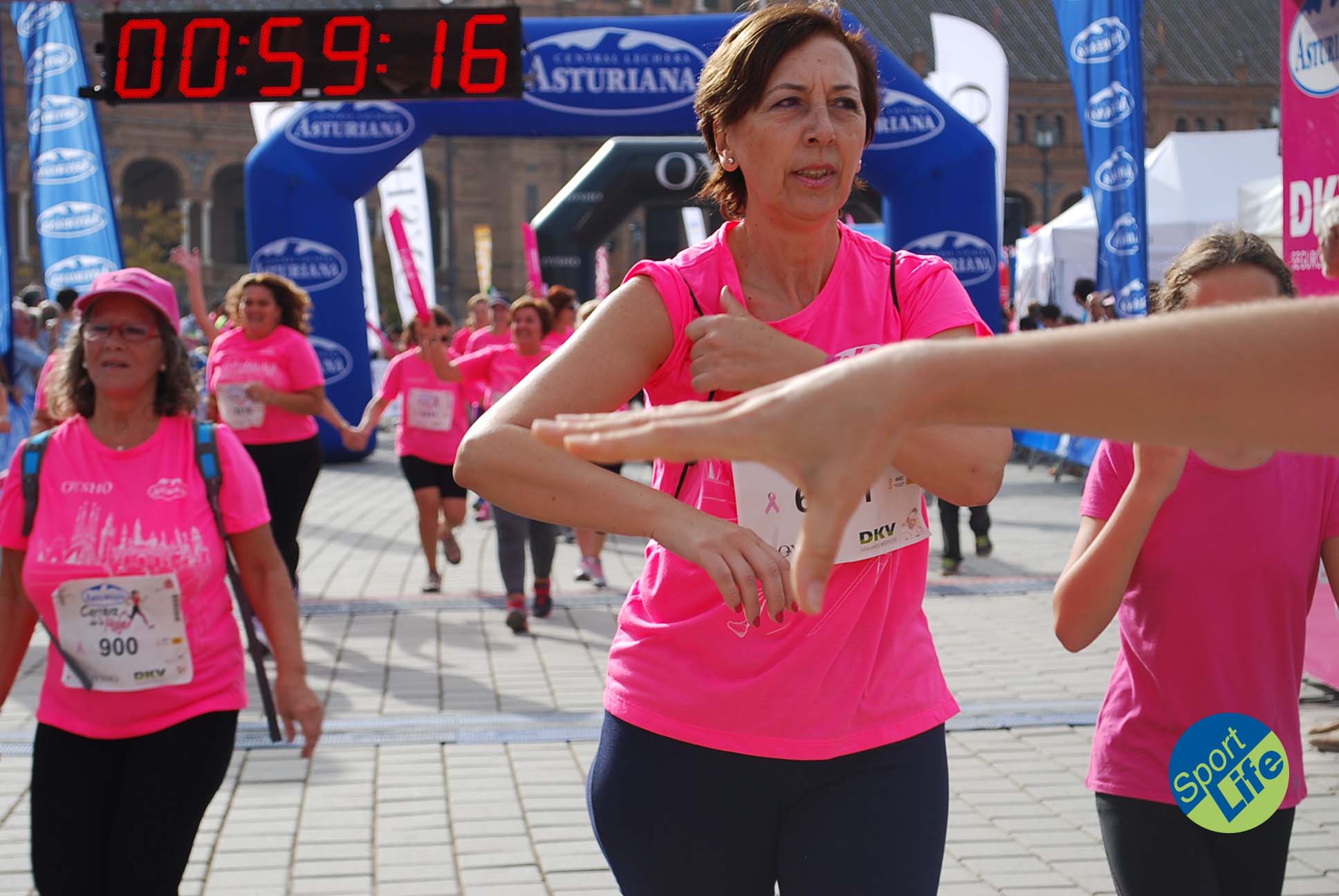 La Carrera de la Mujer Sevilla 2015_03