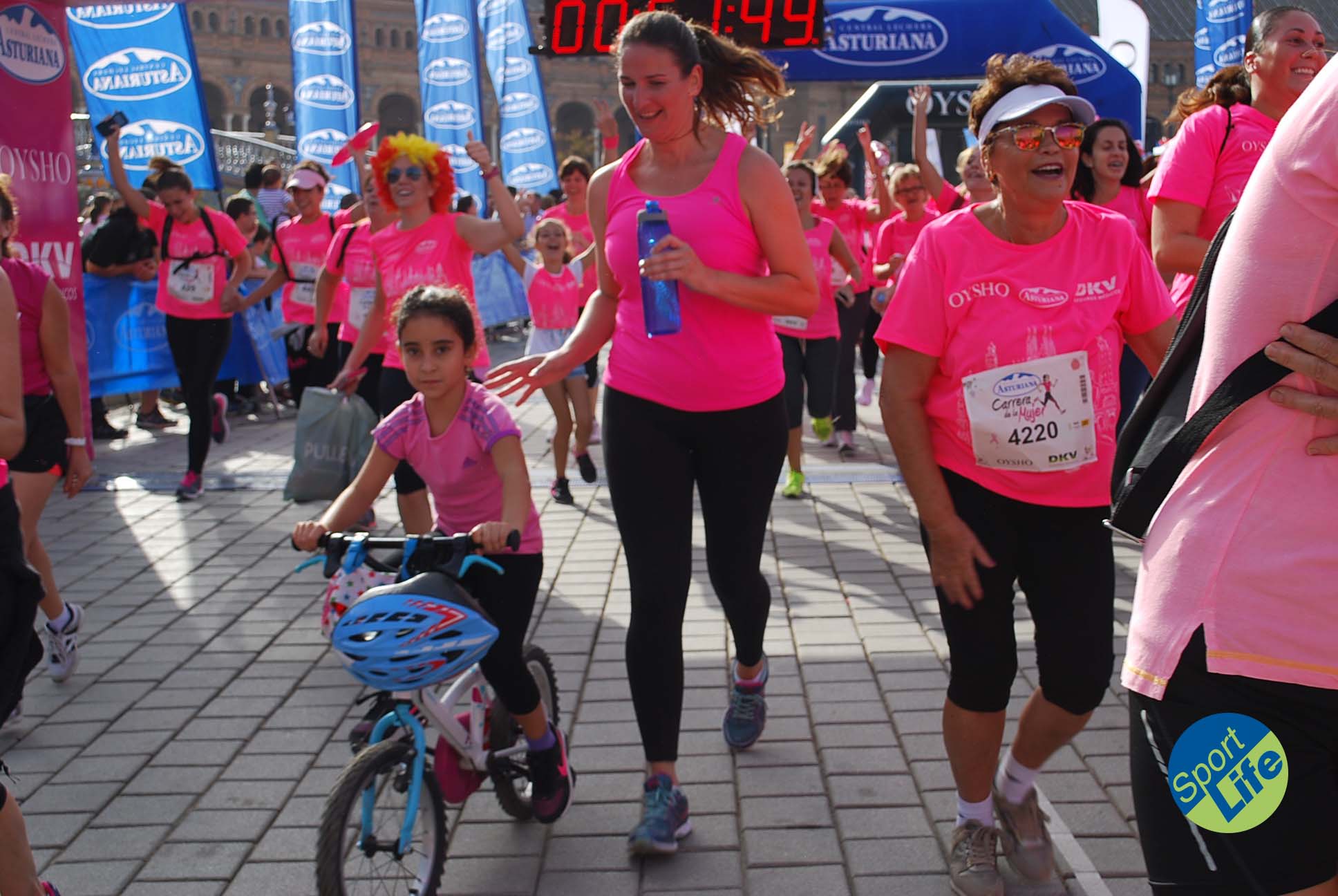 La Carrera de la Mujer Sevilla 2015_03