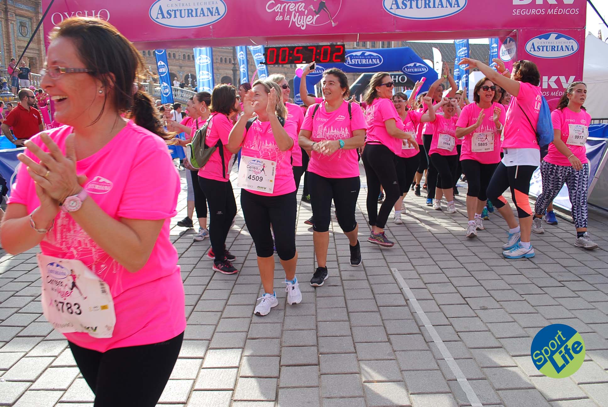 La Carrera de la Mujer Sevilla 2015_03