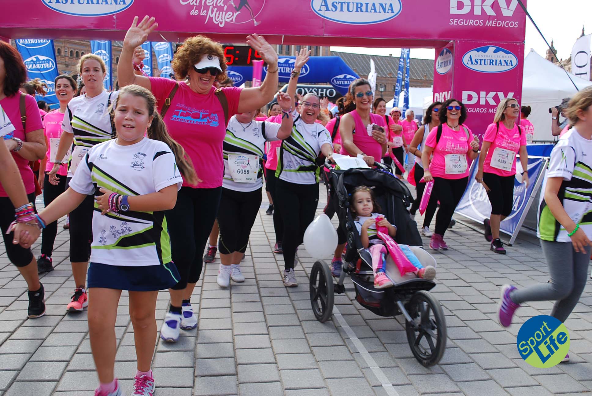 La Carrera de la Mujer Sevilla 2015_03
