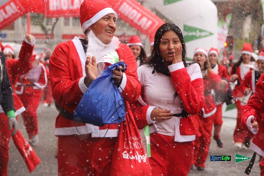 Galería de la Carrera de Papá Noel, entrada en meta a partir minuto 56