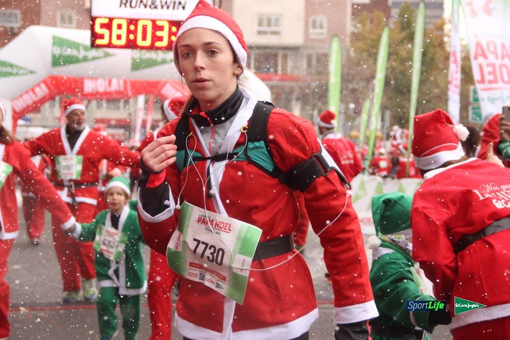 Galería de la Carrera de Papá Noel, entrada en meta a partir minuto 56