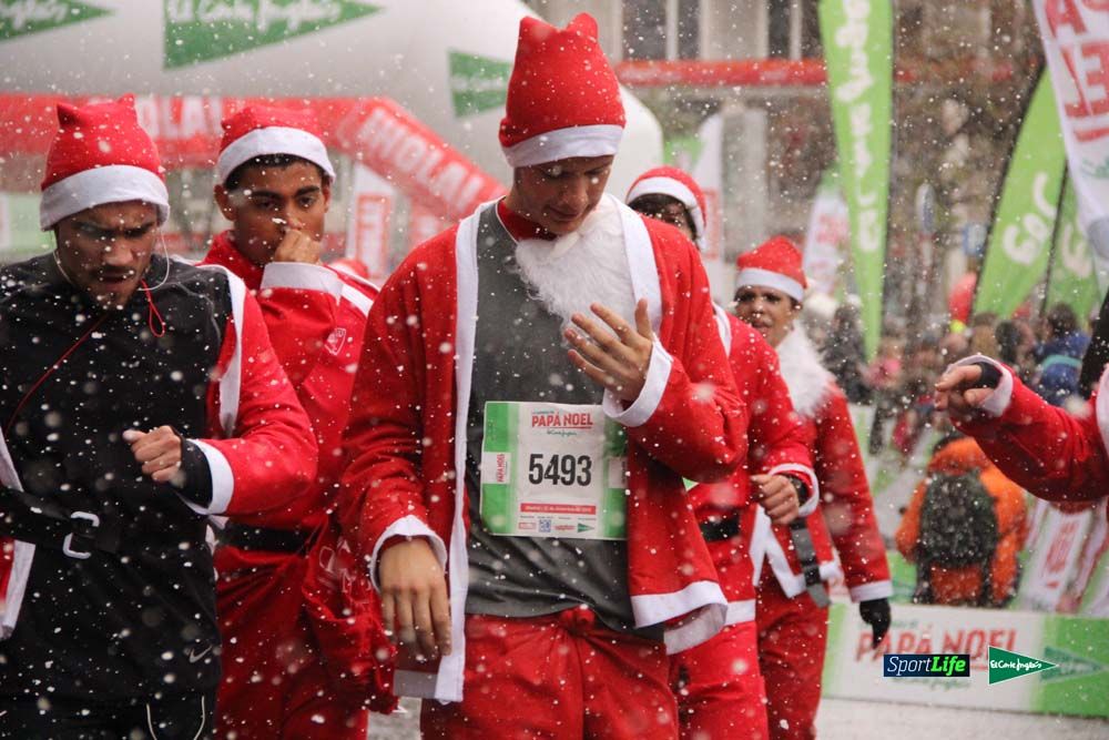 Galería de la Carrera de Papá Noel, entraeda en meta desde el minuto 27 al 37